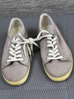Ecco Shoes Womens Size 5 Beige Leather Lace Up Comfort Sneakers EU36 Walking